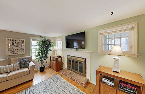 Skinequit Cottage - Photo 8