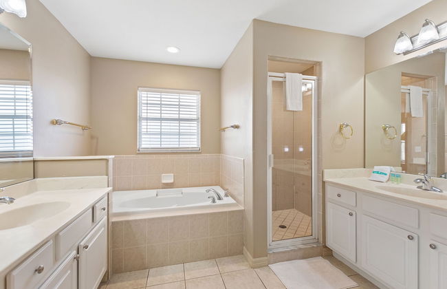 6 Bedroom Premium Home With Pool, Spa and Games Room #800 - Photo 65