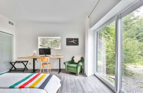 Unique and Private 25ft Waterfall House in Hunter - Foto 48