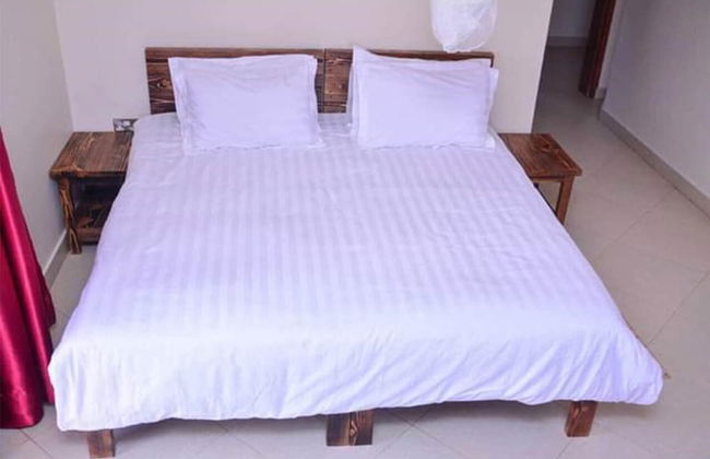 Relax and Enjoy the Great Amenities Offered at the 243 Apartments - Foto 2