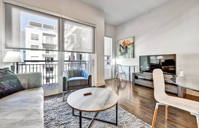 Global Luxury Suites Midtown Atlanta - Photo 15