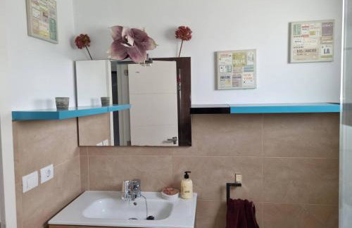 großes Haus mit Garten und Blick auf die kanarische Hügellandschaft - Foto 5