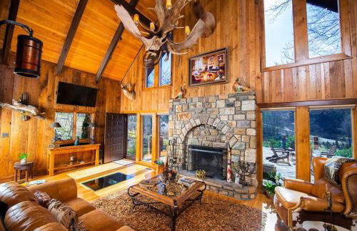 LUXURY!! Hot Tub, Pool Table, River & Petting zoo? - Foto 1