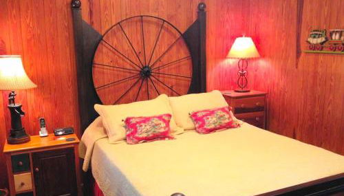 Lakefront Weekend Getaway with a Private Dock near the Ocala National Forest, Florida - Foto 4