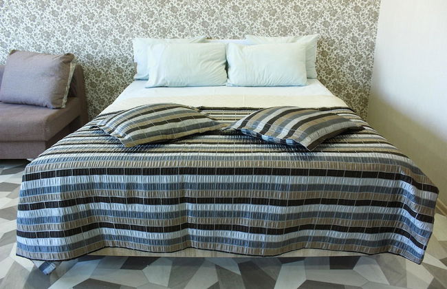 Dobrye Sutki Apartment on Martyanova 63 - Photo 8