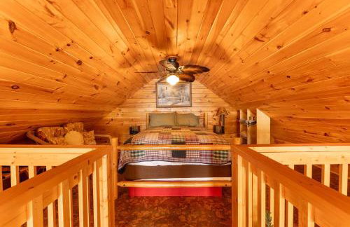 Eagles Nest Cabin with a private hot tub - Foto 15