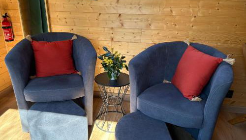 Évasion romantique en roulotte autonome avec confort moderne en pleine nature - FR-1-591-552 - Foto 4