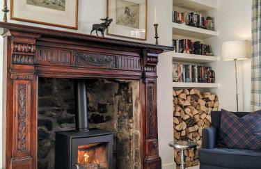 Central Hawick spacious stylish flat with log burner - Foto 1