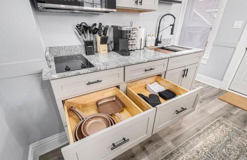 Studio Updated 1 Block to Downtown & Mins to Beach - Foto 15