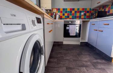 Newly Refurbished Home fit for to 7 family members, Groups, Contractors Centre of Bradley Stoke - Foto 21