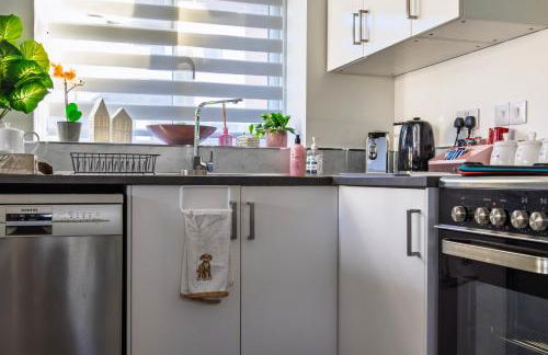 Modern Medway Bungalow - 3BR Garden & Free Parking, Kent - Foto 67