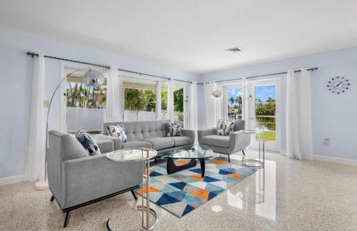 Leona Breeze - Photo 14