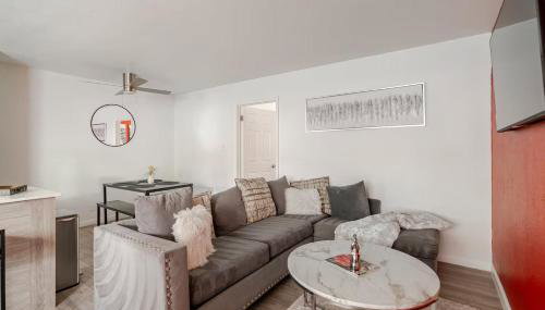 NEW Montrose Gem! Central to Museum District & Downtown Houston - Foto 1