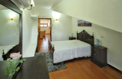 Spacious house in Santa Maria da Feira - 220 m² with city view - Foto 15