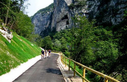 Terra di Mezzo - Foto 11