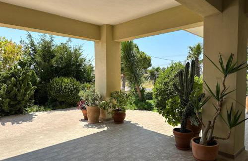 Comfortable Home - Photo 21