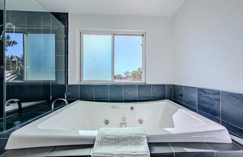 Modern 5 Bed with Guest House & Pool West Hollywood - Foto 9
