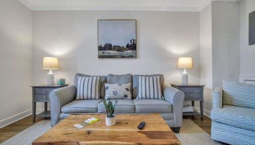 Lynwood Collection on Forsyth 6A by Lucky Savannah - Foto 2