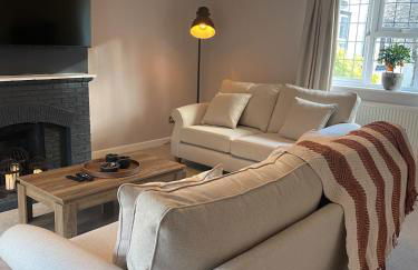 Cosy Riverside Hideaway - Photo 19