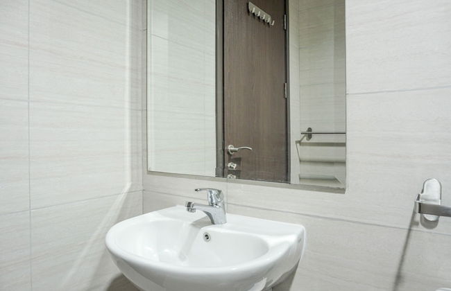 Exquisite 3BR Residence at Ciputra International Apartment - Photo 15