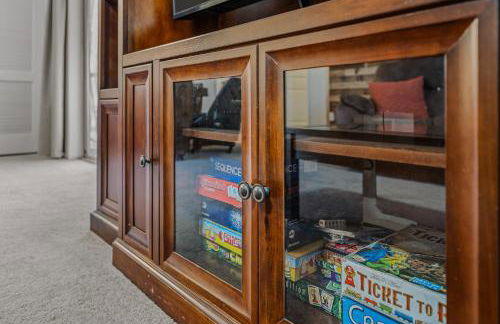 Ma-ple Haven --Wifi, Fireplace, Deck, Fire Pit, Family Friendly, Game Room, Pool Access - Foto 39