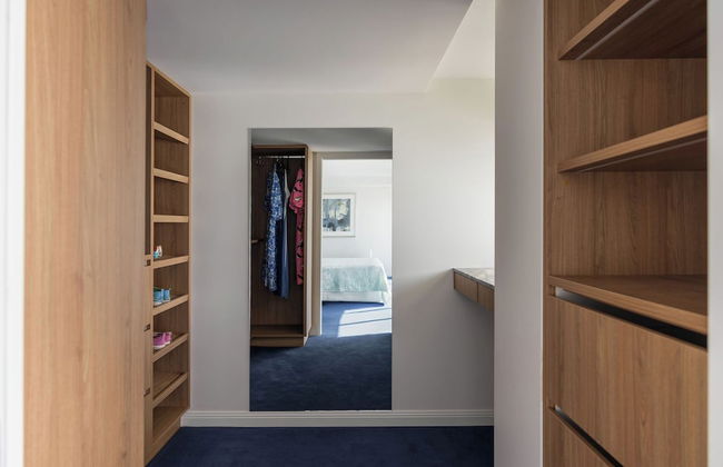 De Ville Apartments - Photo 42