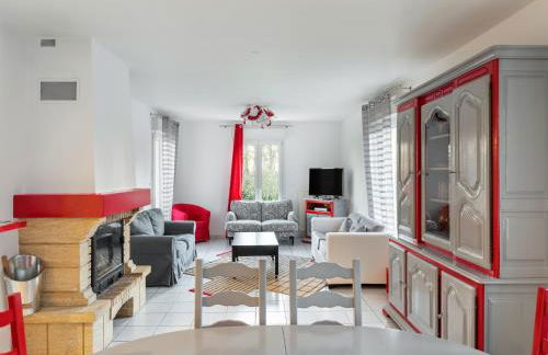 Tranquil Garden Retreat by the Sea - Foto 1