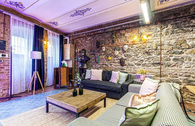 Centrally Located Historical Flat in Beyoglu - Foto 25