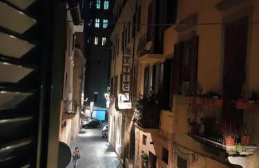 VICOLO CORTO Centro Storico Holiday & Home-Office - Foto 40