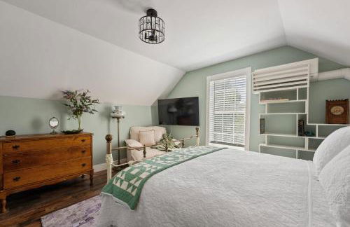 Historic 1914 Cottage, Near Downtown, UNR & Hospitals, Early Check In - Foto 9