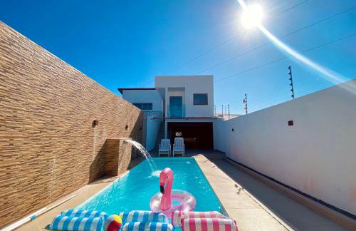 Bela acomodação em jacuipe com churrasqueira, piscina, mesa de sinuca e três quartos, dois sendo suítes! Além de muito espaço por toda a área! - Foto 8