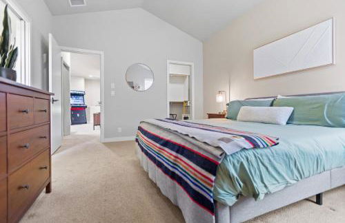 THE PENDLETON - Walkable - Arcade Loft - Modern- Light & Bright - Photo 37