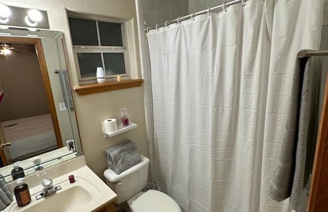 McAllen Majesty 4BR w Pool and Comfort - Foto 52