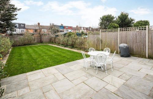 Contemporary 5 Bedroom with Garden North Finchley - Foto 32