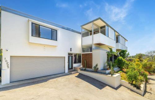 Hilltop Designer Midcentury Modern 4BR Pool HotTub - Foto 8