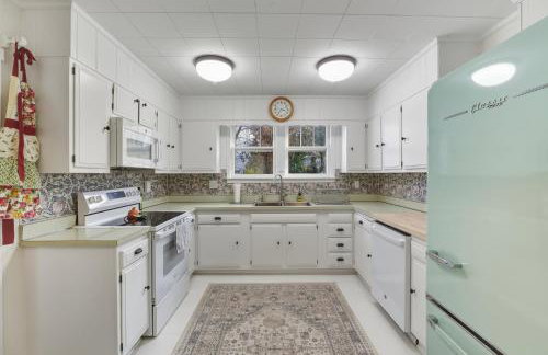 The Ginkgo Home on 5th, Downtown Hinton - Foto 11