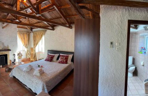 Δωμάτια Εξοχή-With fireplace and view to the sea - Foto 23