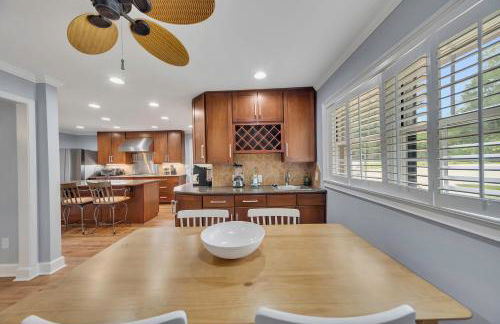 Lake Lanier Retreat Dock, Views & Golf Cart - Foto 54