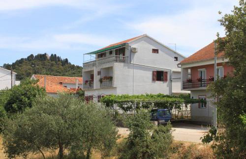 Apartments by the sea Tkon, Pasman - 8218 - Foto 2