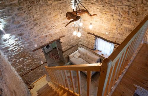 Aristoteli's Stone House - Foto 39