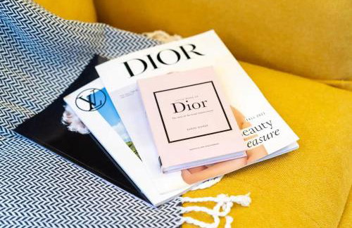 Stylish Apartment - Near City Centre - Smart TV- WIFI - Netfix - Parking - 2NT - Foto 13