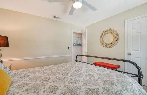 Beautiful Home - Oasis Backyard with Heat Pool - Foto 44