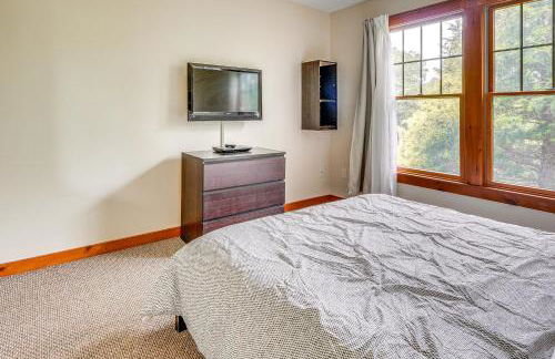 Tannersville Resort Home with Deck and Gas Grill! - Foto 9