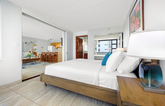 High Floor Ocean View Condo (King Bed and Parking) - Foto 57