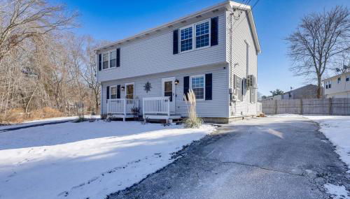 Niantic Duplex with Deck Less Than 1 Mi to Beach and Boardwalk - Foto 3