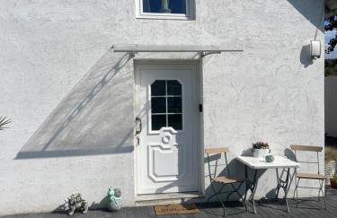 Kleine gemütliche Einliegerwohnung mit Garten und Pool - Foto 23