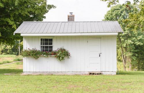Grandma's Cottage at Garrison Farmstead near Greensburg KY - Foto 14