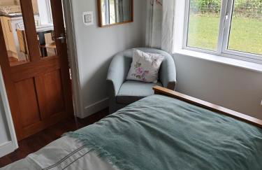 Two Birds Weekly Stay - Foto 24