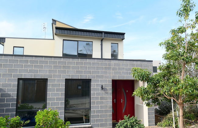 Apollo Bay Seal Apartments - Photo 14