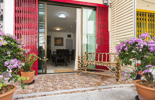 Cozy TownHouse HuaLampong - Photo 18